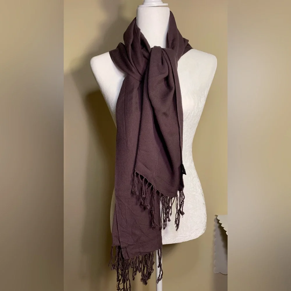 EUC/NWOT Fashion Scarf: Fringed, Purplish Brown, Wide, Rayon